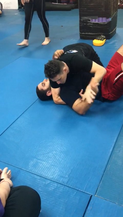 Bicep slicer from side control